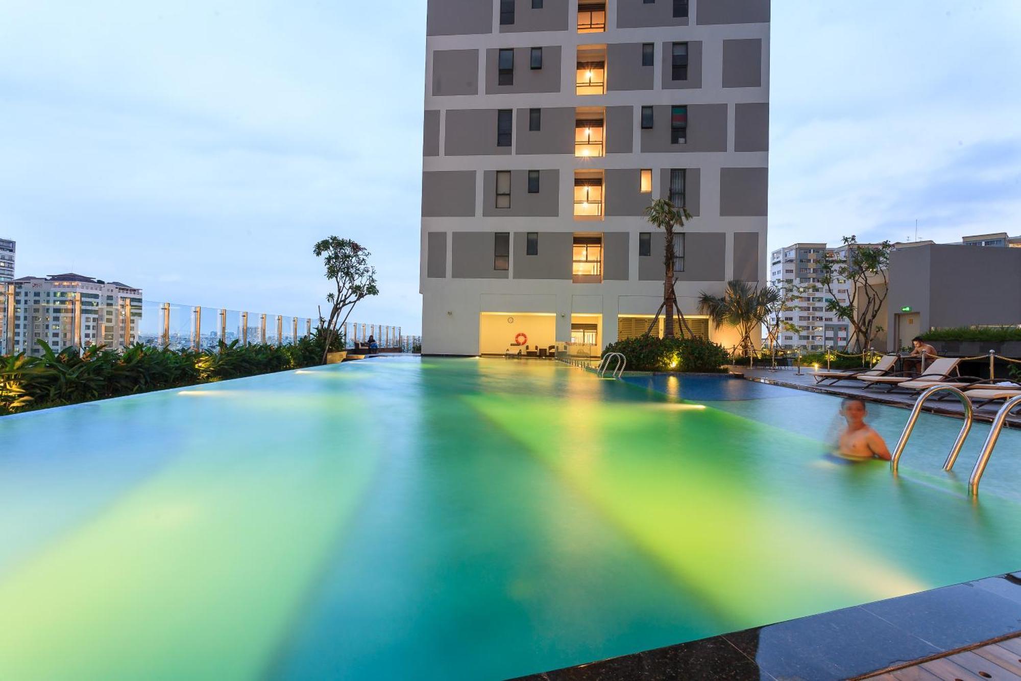 Rem Rivergate Garden Pool Signature - Free 4G Sim For 3 Nights Booking Ho Chi Minh-staden Exteriör bild