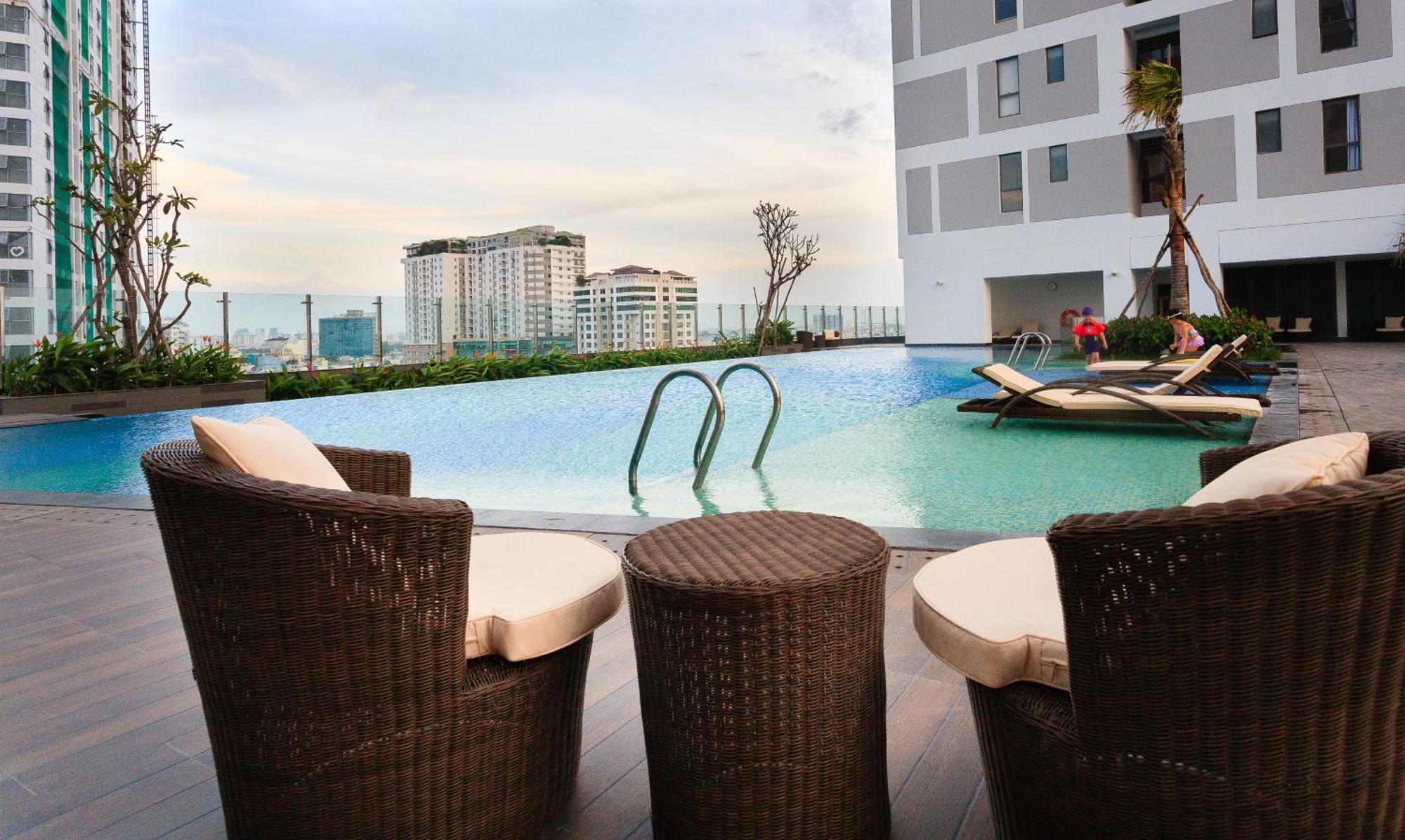 Rem Rivergate Garden Pool Signature - Free 4G Sim For 3 Nights Booking Ho Chi Minh-staden Exteriör bild