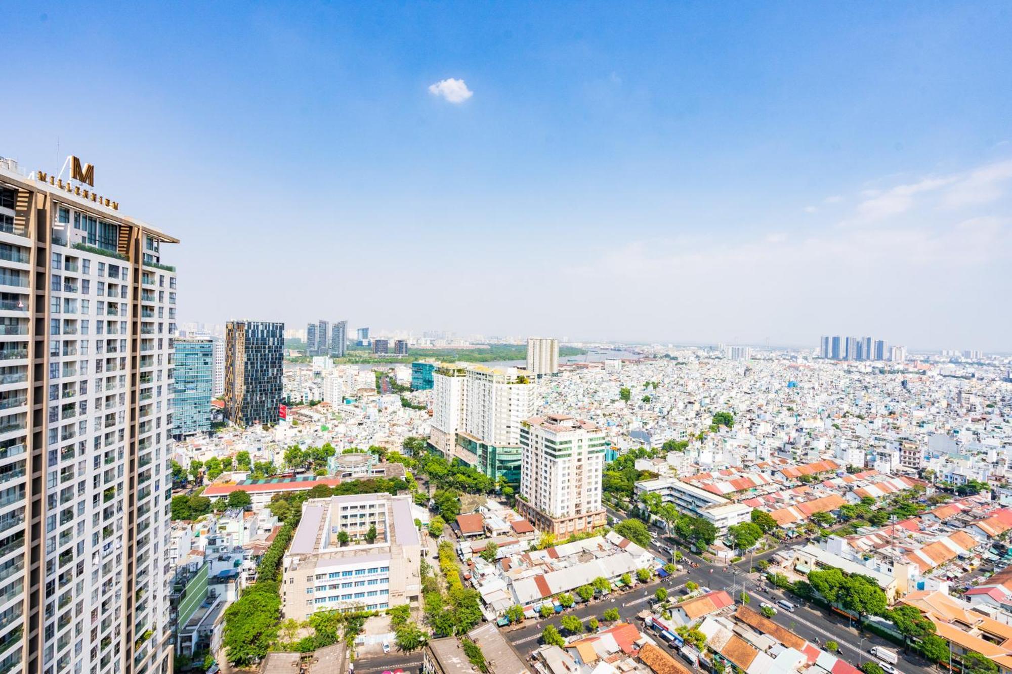 Rem Rivergate Garden Pool Signature - Free 4G Sim For 3 Nights Booking Ho Chi Minh-staden Exteriör bild