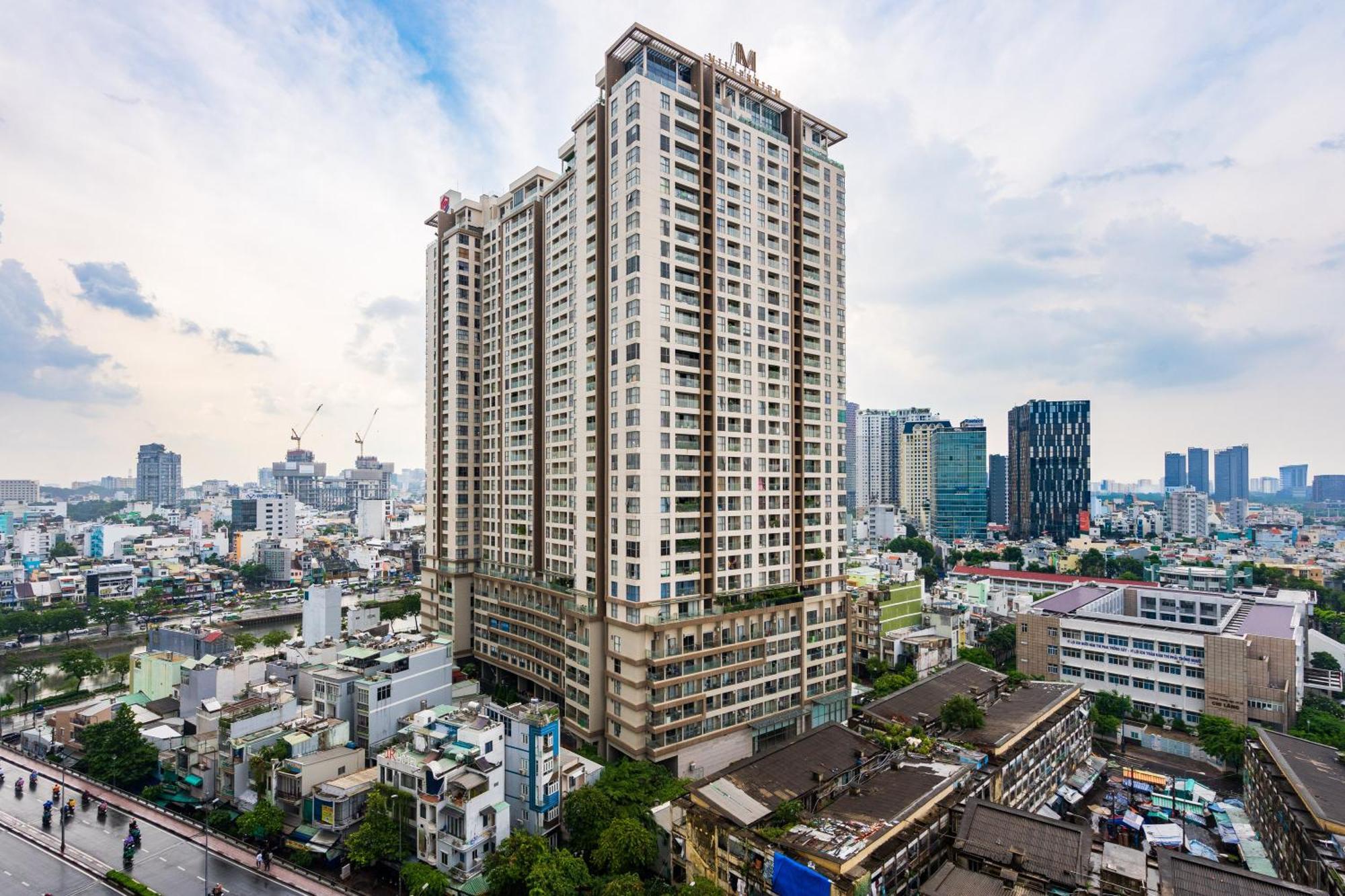 Rem Rivergate Garden Pool Signature - Free 4G Sim For 3 Nights Booking Ho Chi Minh-staden Exteriör bild